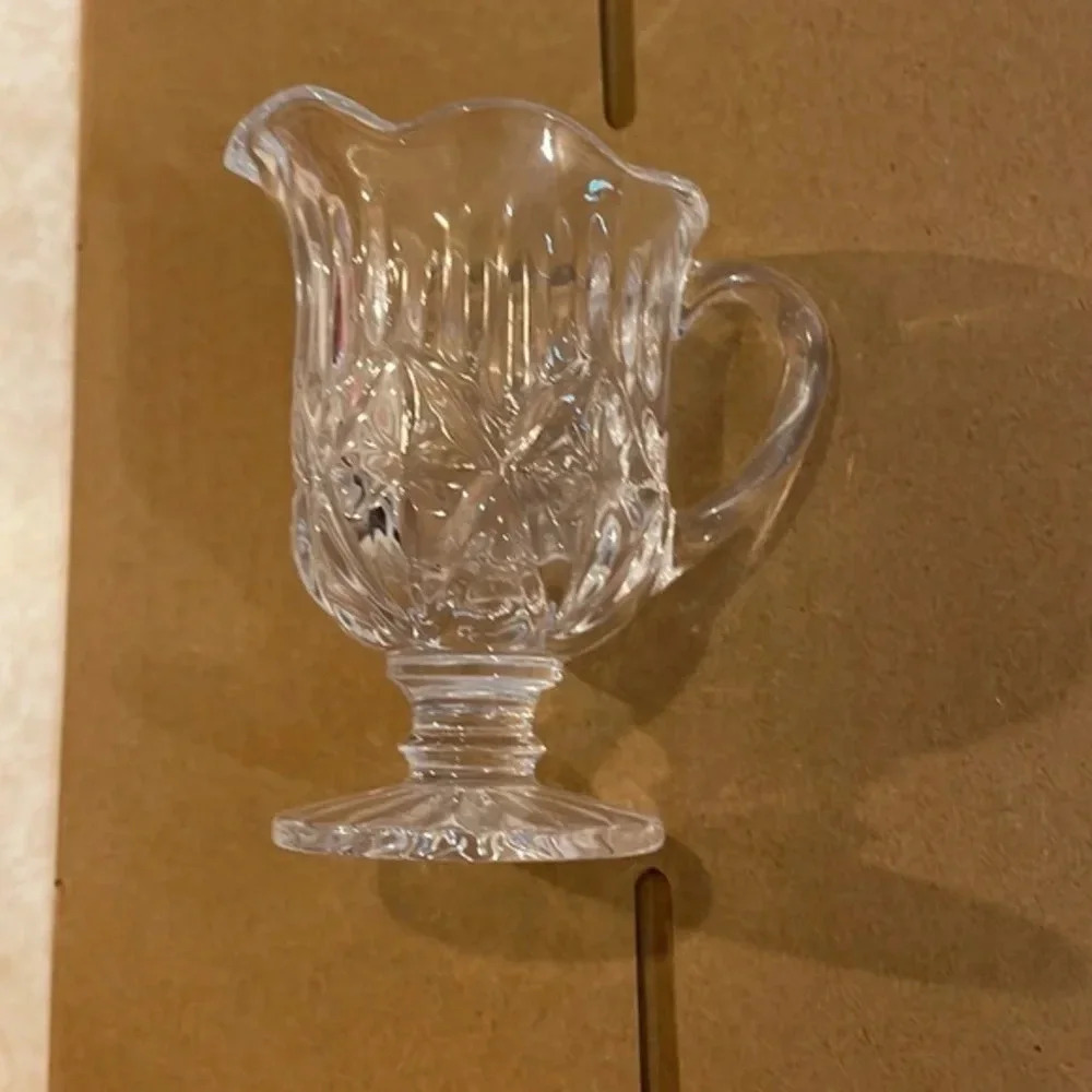 Vintage 19th Century Crystal Creamer, Pre owned - Picture 3 of 4